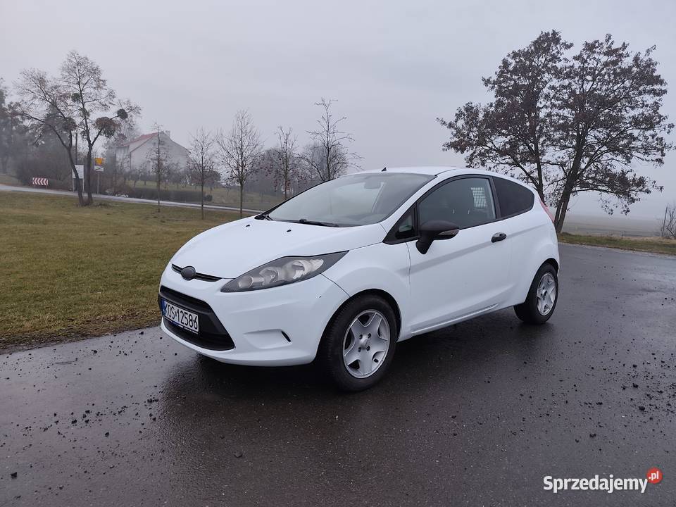 Ford Fiesta 12b VAN klimatyzacja VAT 1 23