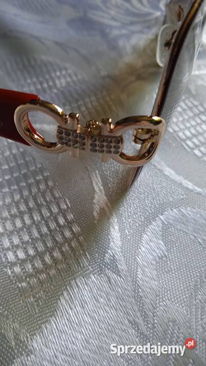 PIĘKNE OKULARY GWIAZD PRZECIWSŁONECZNE Piła