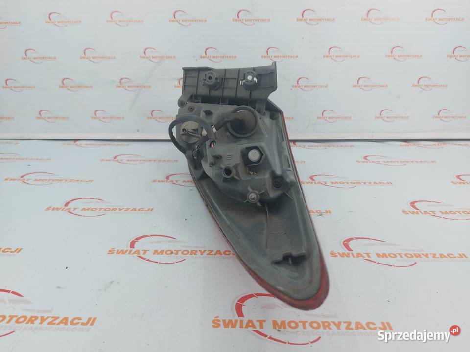 HYUNDAI i40 BLUE 13r lampa lewa tył 924013Z0 osobowe świętokrzyskie Kielce