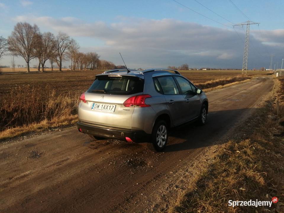 Peugeot 2008 mały przebieg 134 grudzień 2014 elektryczne lusterka dolnośląskie Karwiany