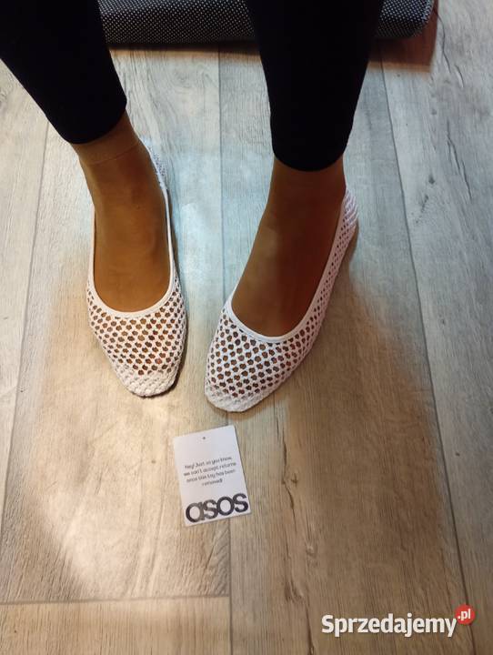 39 ASOS Design Białe siateczkowe baleriny Kraków