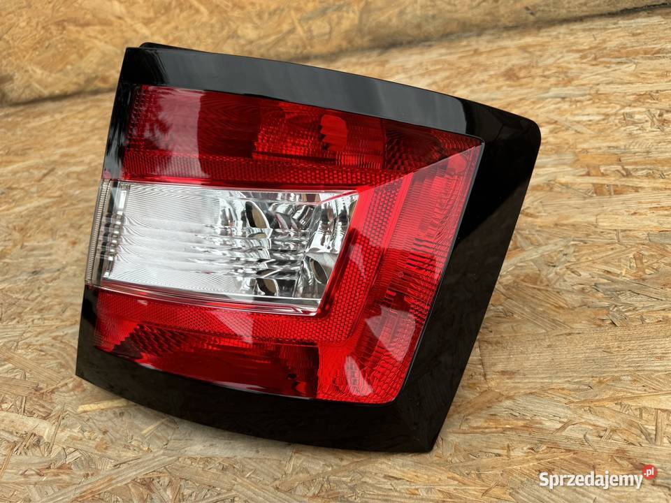 Lampa tył prawa rh skoda Fabia 3 III HB 1418 osobowe Lampy tylne Sieraków