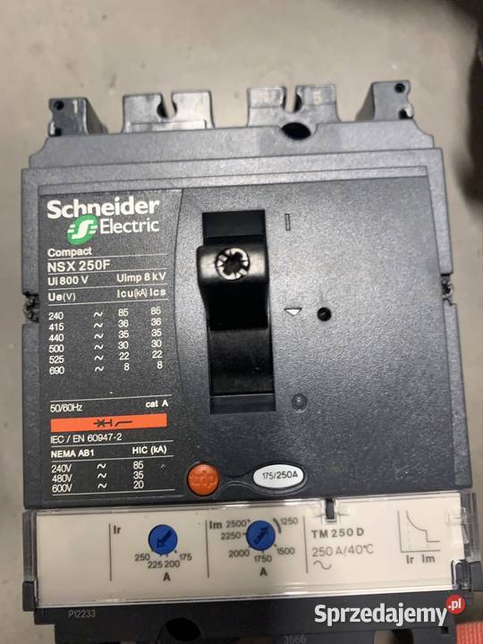 Wyłącznik mocy LV431630 Schneider Electric Majdan