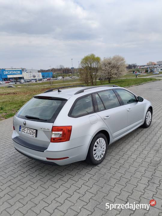 Skoda Octavia 2019 16 TDI 115 Salon Bezwypadkowy Rok produkcji 2019 Będzin