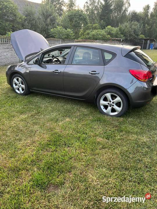 Sprzedam Opel Astra 4 2010r wspomaganie kierownicy
