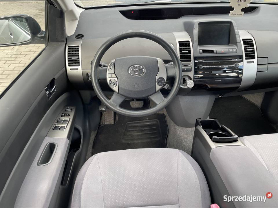 Toyota Prius 15 hybryda NIE TAXI sprzedam