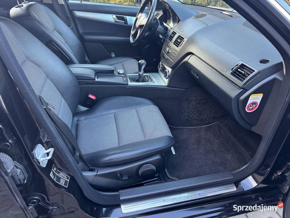 Mercedes C180 18 benzyna sedan autoalarm Kraków sprzedam