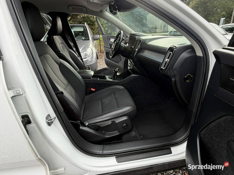 Volvo XC 40 T3 benzyna LED 156 gniazdo USB śląskie Łodygowice