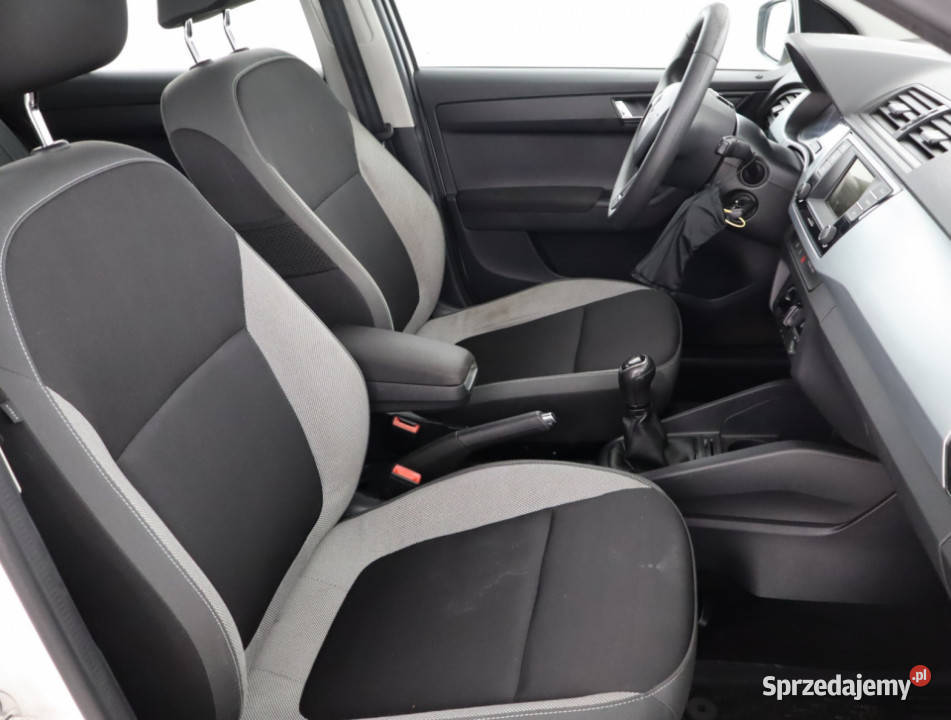 Skoda Fabia 12 TSI biały Bielany Wrocławskie