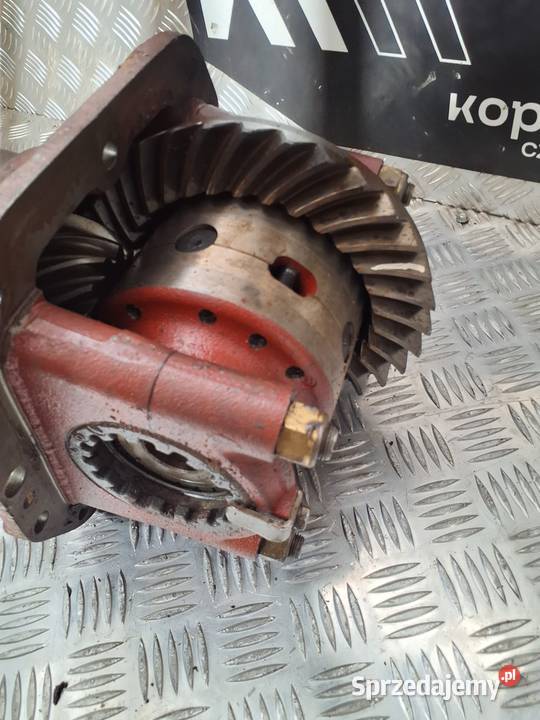 Obudowa dyferencjału z mechanizmem Case 480F Gdynia sprzedam