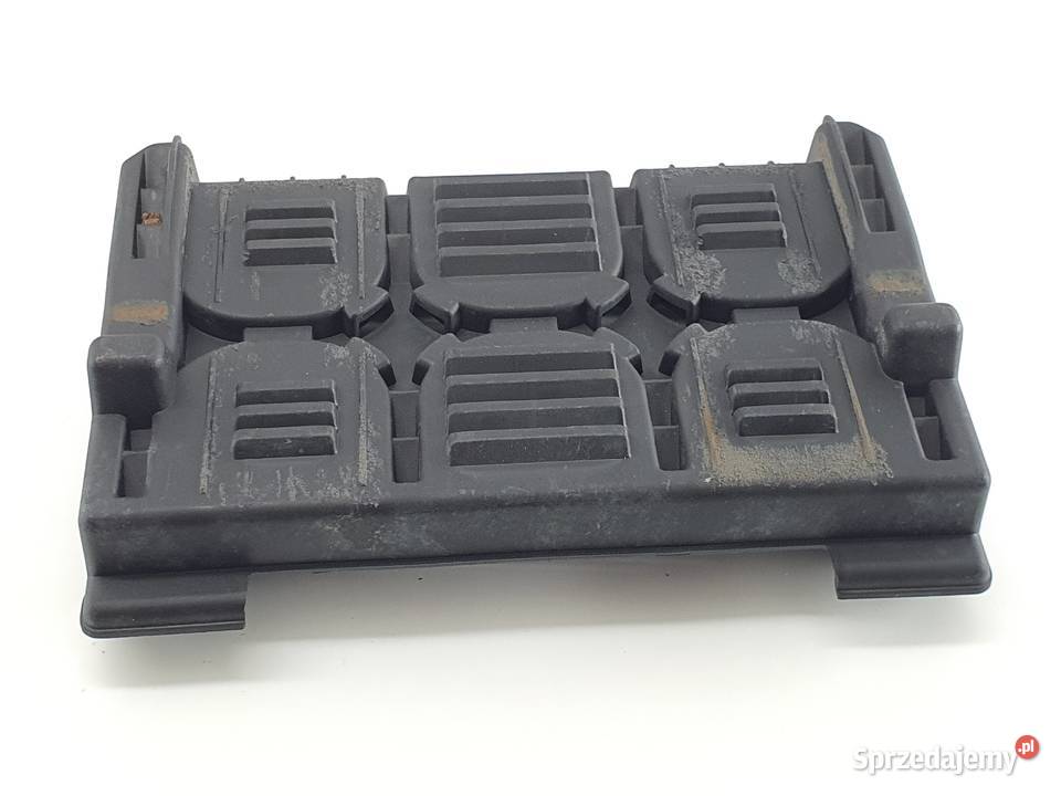 PODSTAWA AKUMULATORA OBUDOWA PEUGEOT EVIVACITY Plastiki Janowice sprzedam