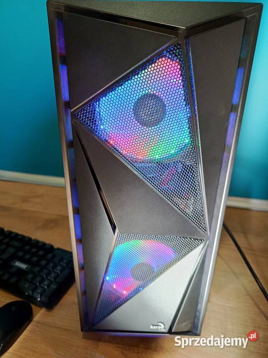SPRZEDAM KOMPUTER GAMINGOWY 16 RAM GT1030 Pamięć RAM 16 Radom