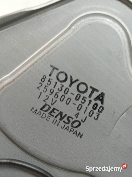 SILNICZEK WYCIERACZKI TYŁ 8513005100 Toyota Rok produkcji 2007 świętokrzyskie