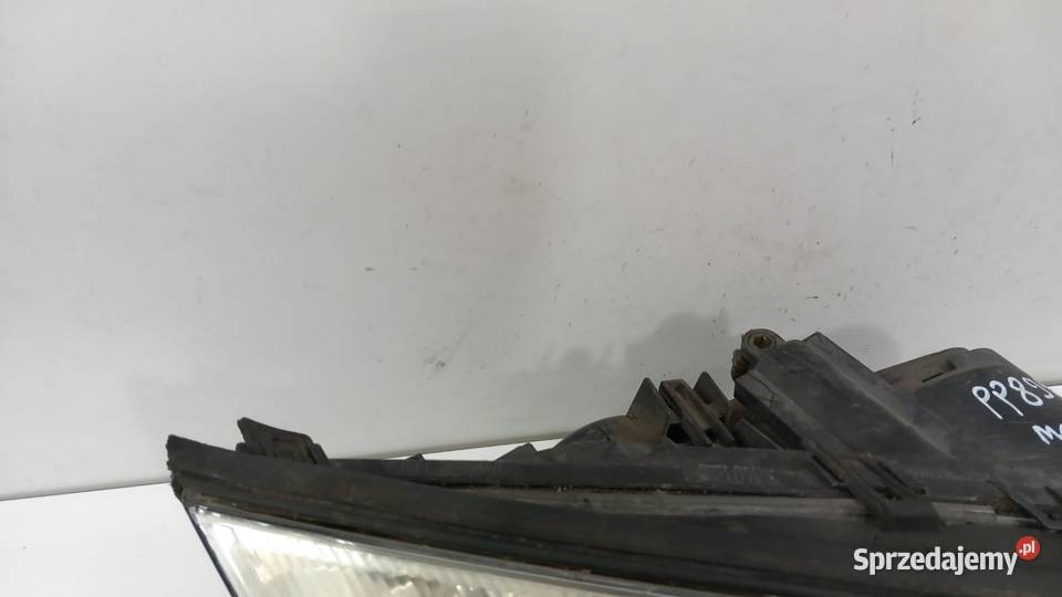 FORD MONDEO MK3 III LAMPA PRZÓD PRAWA Lampy przednie Zbierkowo