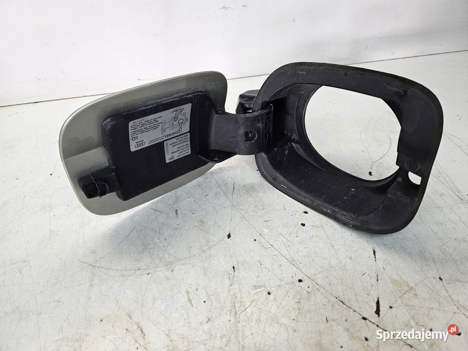 KLAPKA WLEWU PALIWA AUDI Q5 8R LIFT 8R0809999B Smarowanie silnika Przystajń