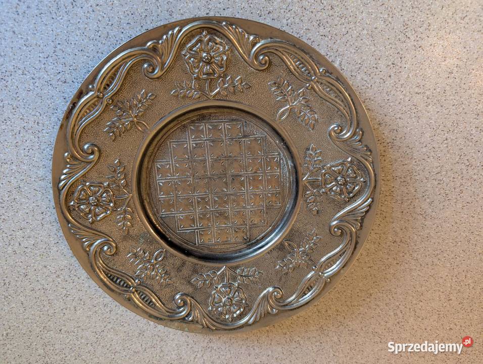 Talerzyk srebrzony sygnowany Pozostałe Piła