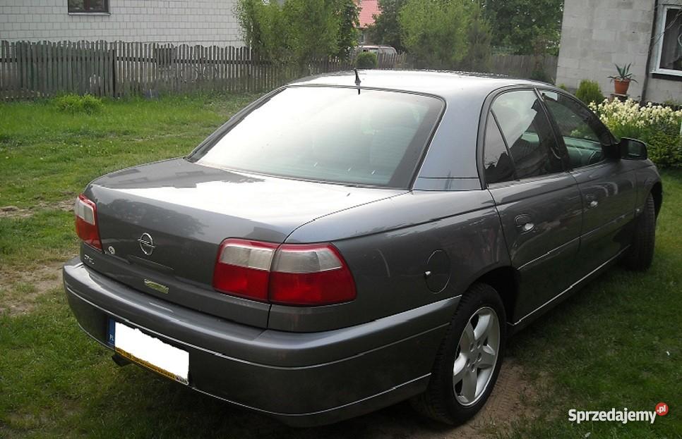 Opel omega 2001