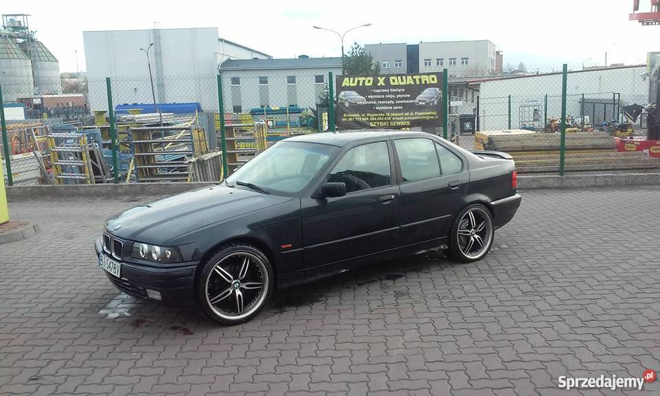 e36 czarny sedan gaz sekf 97r Seria 3 Białystok
