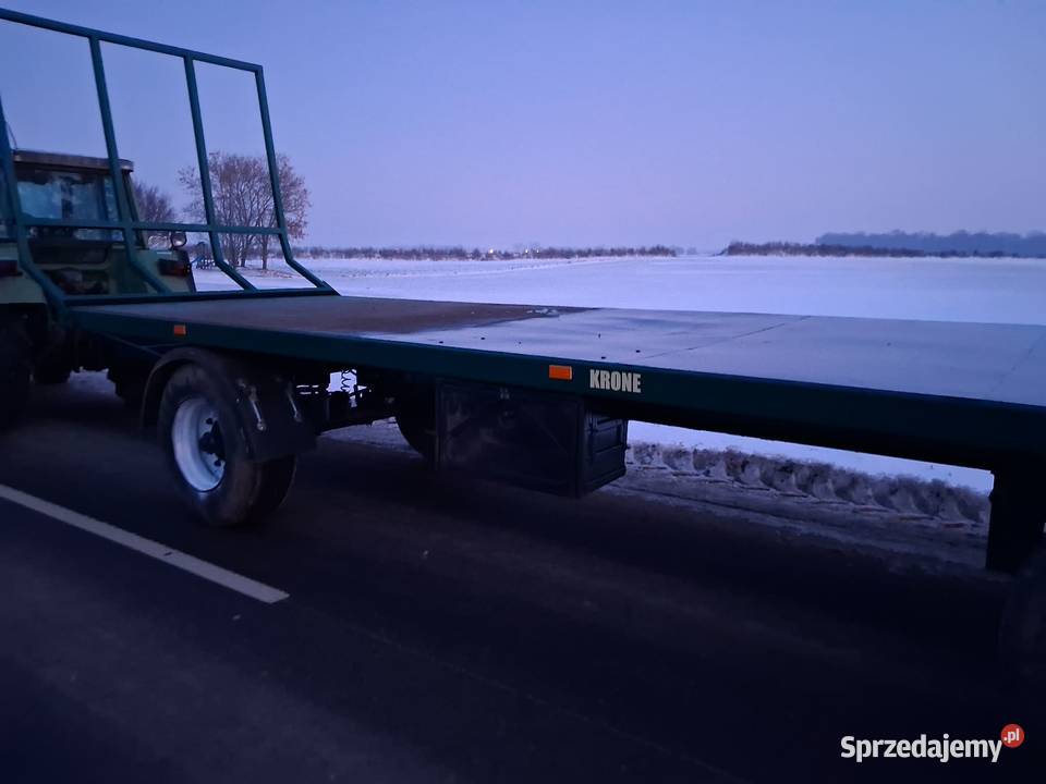 Przyczepa slomy skrzynio palet Krone Mgoszcz