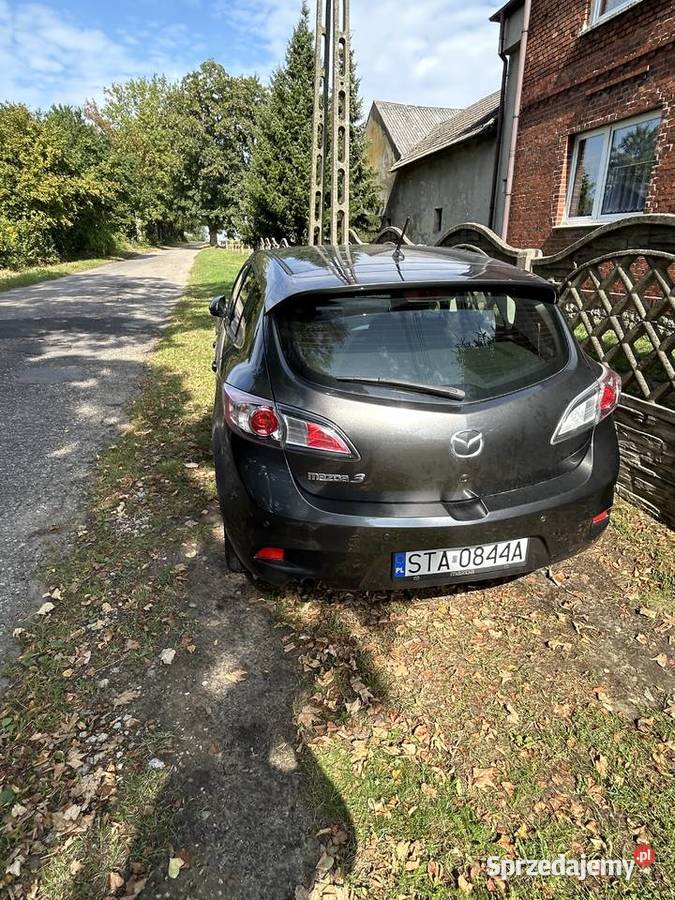 Mazda 3 2012 benzyna benzyna Ożarowice