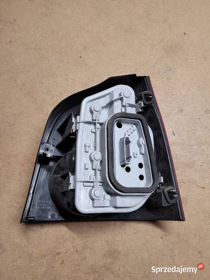 Vw polo 9N lampa tylna lewa pomorskie Starogard Gdański