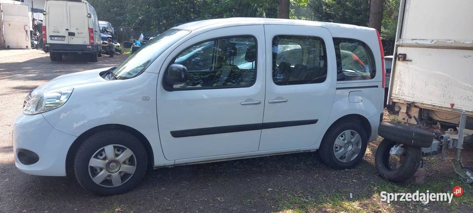 RENAULT KANGOO ZEN 5 OSÓB 112017 1 RĘKA Katowice sprzedam