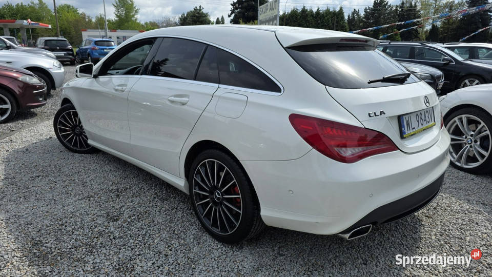 Mercedes CLA 200 16Benz 156 Ledy AMG Gwarancja w wielofunkcyjna kierownica Mercedes-Benz