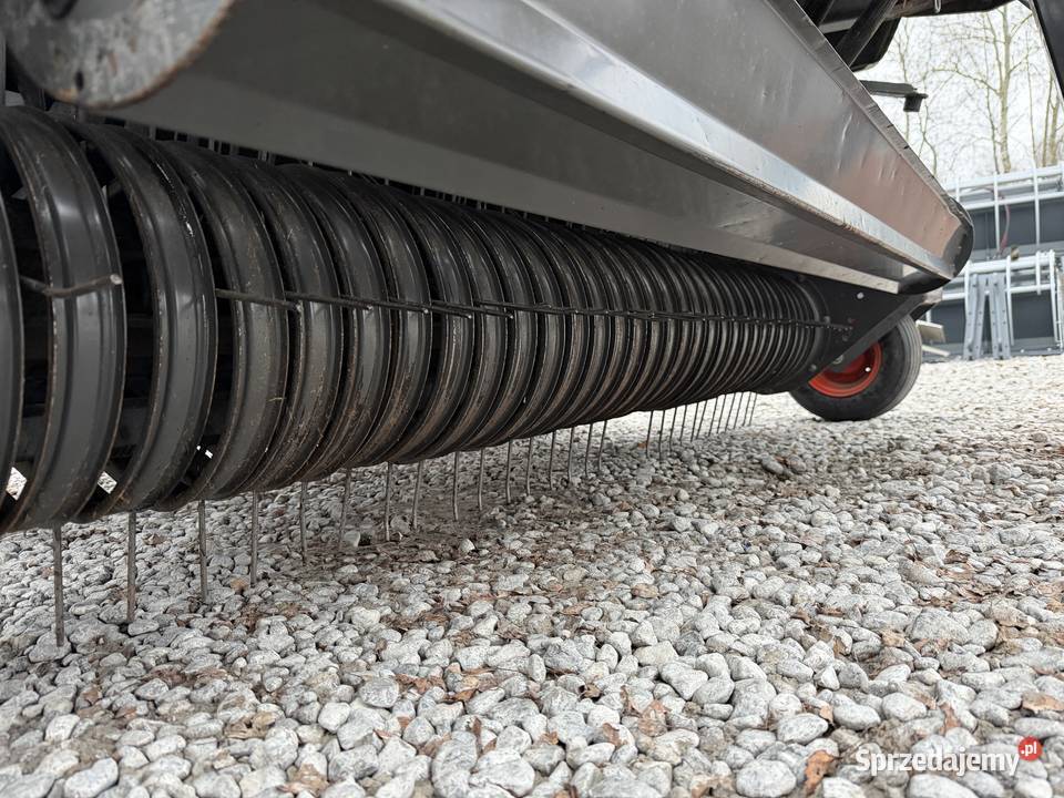 Prasa rolującą Claas Variant 380 Roto Cut rc podlaskie Zambrów