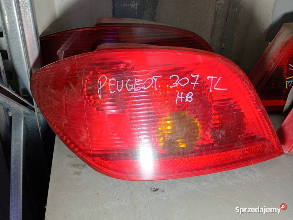 Peugeot 307 HB Lampa Tylna Lewa Prawa Tył Lewy Liniewo
