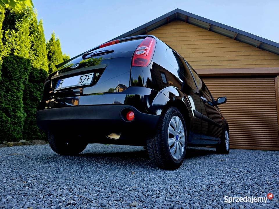 Ford Fiesta 2005r 13 benzyna LPG Strzyżów