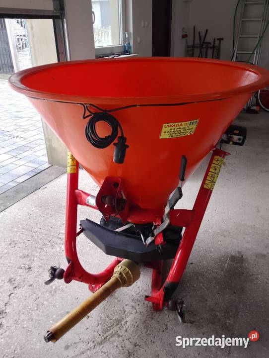 Rozsiewacz do nawozu lejek Chwaścice