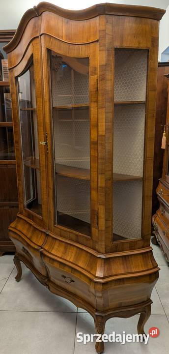 Włoska witrynaserwantka ludwikowska śląskie sprzedam