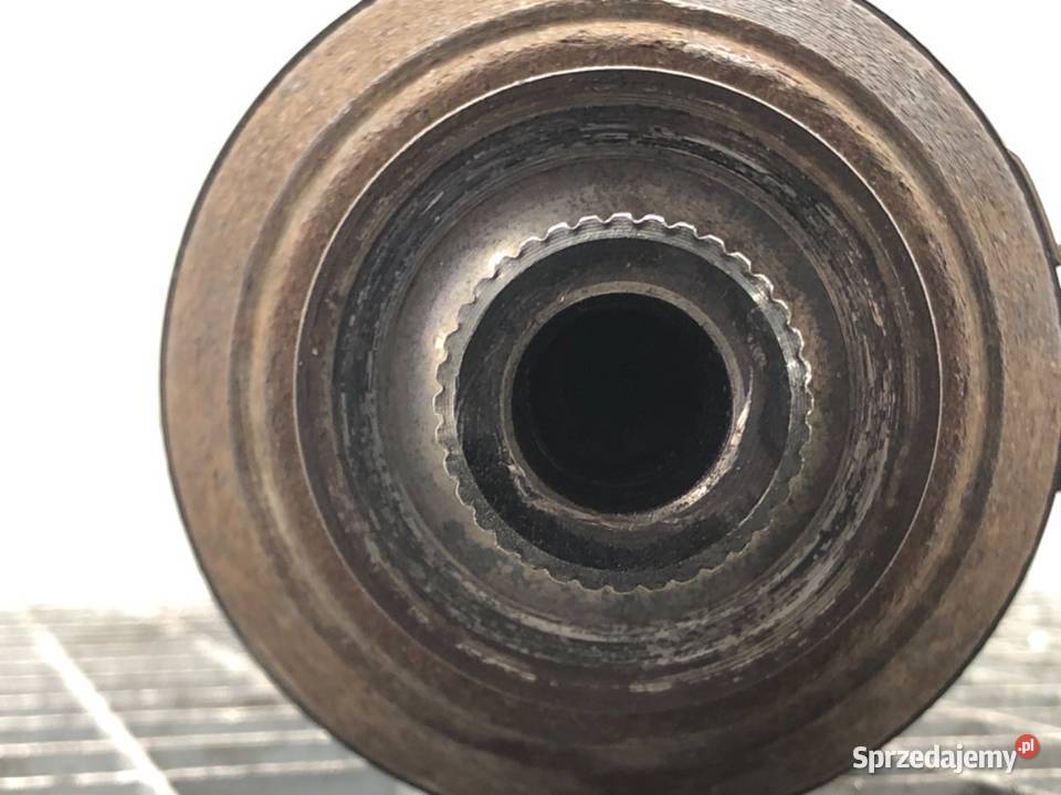 PÓŁOŚ LEWY PRZÓD SKODA OCTAVIA III 20 150