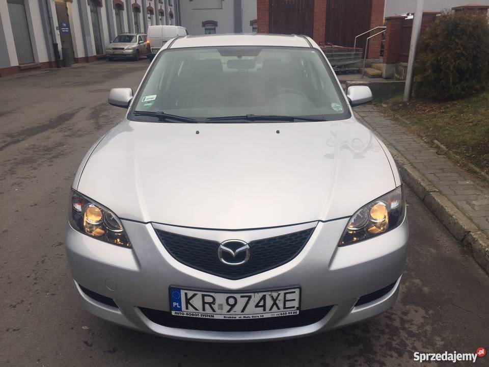Mazda 3 BK 2005 sedan 105 1598 3 benzyna 168 Kraków