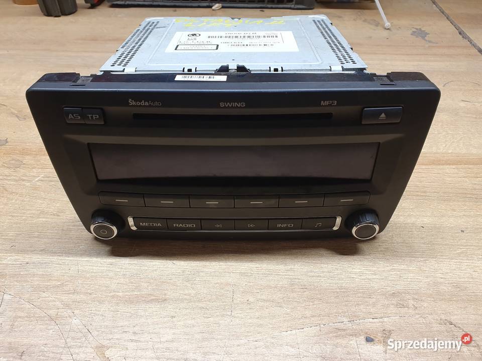 SKODA OCTAVIA 2 II LIFT RADIO RADIOODTWARZACZ Międzychód sprzedam