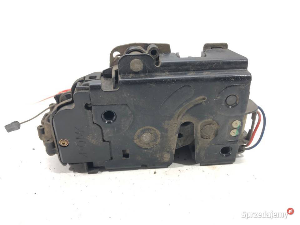 ZAMEK DRZWI PRAWY PRZÓD VW BORA Kombi 9905 osobowe sprzedam