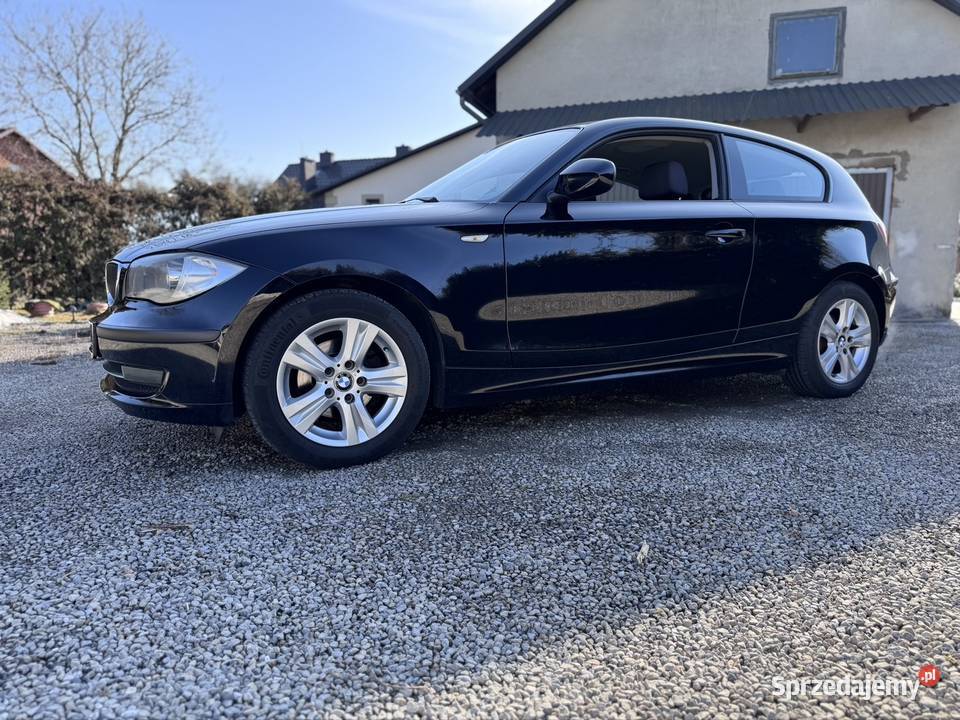 BMW e87 116i benzyna 2010 lift z Niemiec klima aluminiowe felgi podkarpackie Krzeszów