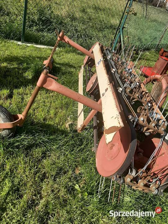 Przewracarka zgrabiarka pasowa do siana 3rzedowa nieuszkodzony