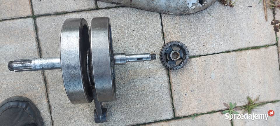 Wal korbowy Junak pierwszy bieg pokrywa dekiel Jaworzno