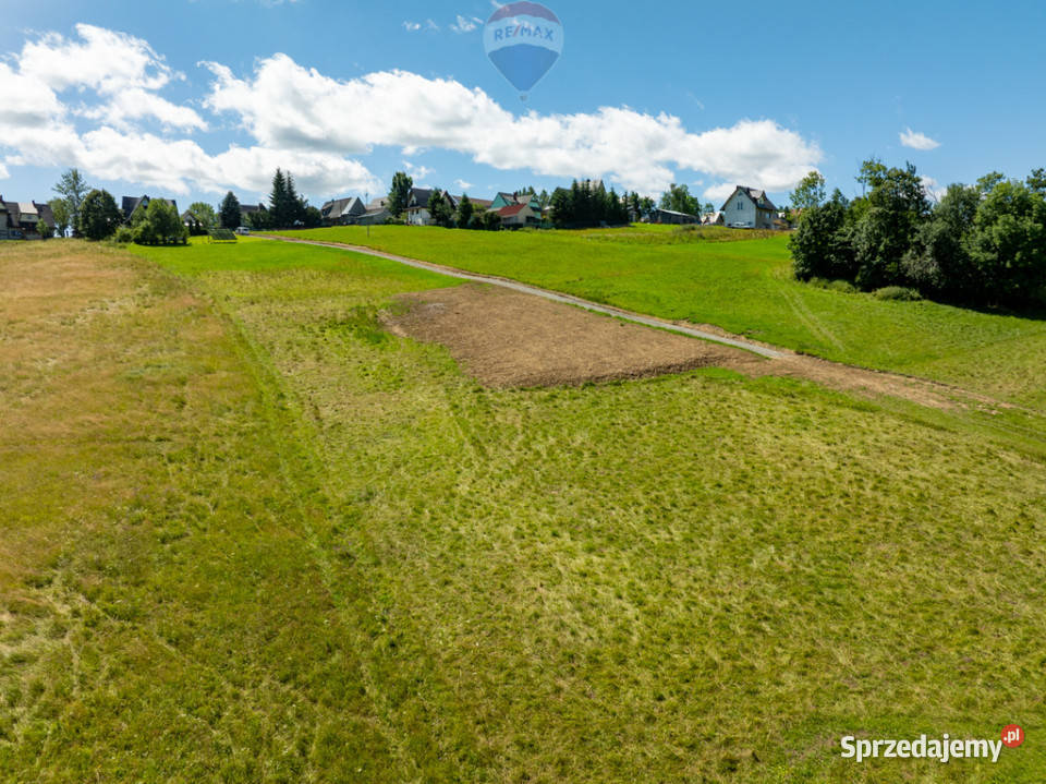 Działka budowlana Leszczyny 1074m2 budowlana Sierockie