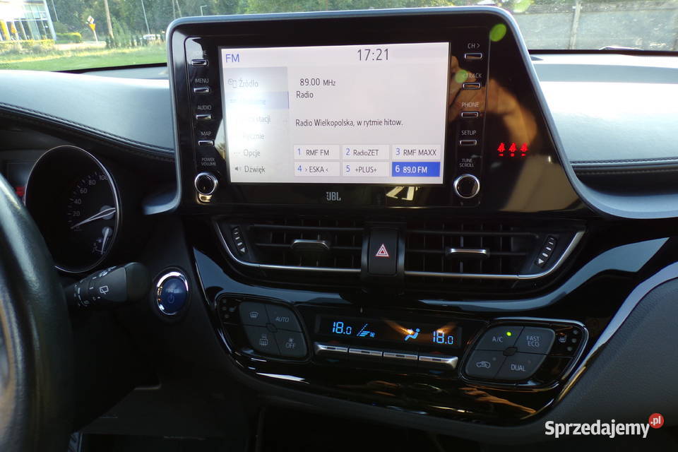Toyota CHR 18 Hybrid 98 Super Ładny Stan podgrzewane fotele C-HR Piła sprzedam