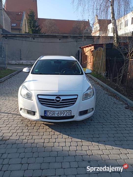 Opel Insignia kombi nieuszkodzony Środa Śląska