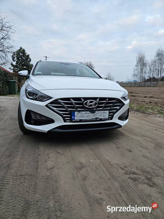 Hyundai i30 Kombi 15 DPI 110 Comfort 2021 39 000 bluetooth Wolica