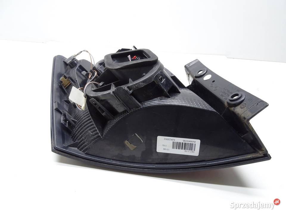 LAMPA PRAWA PRAWY TYŁ TYLNA 6V9945096 SKODA sprzedam
