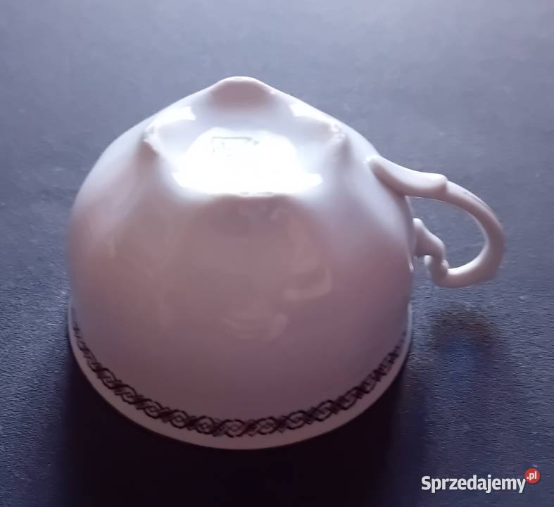 Filiżanka Ćmielów fason 520 Sygnatura z okresu Porcelana i szkło Porcelana i szkło Koźminek sprzedam