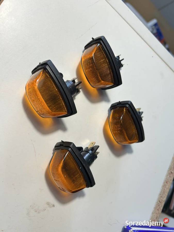 NOWY kierunkowskaz boczny pomarańczowy Fiat 126p Warszawa