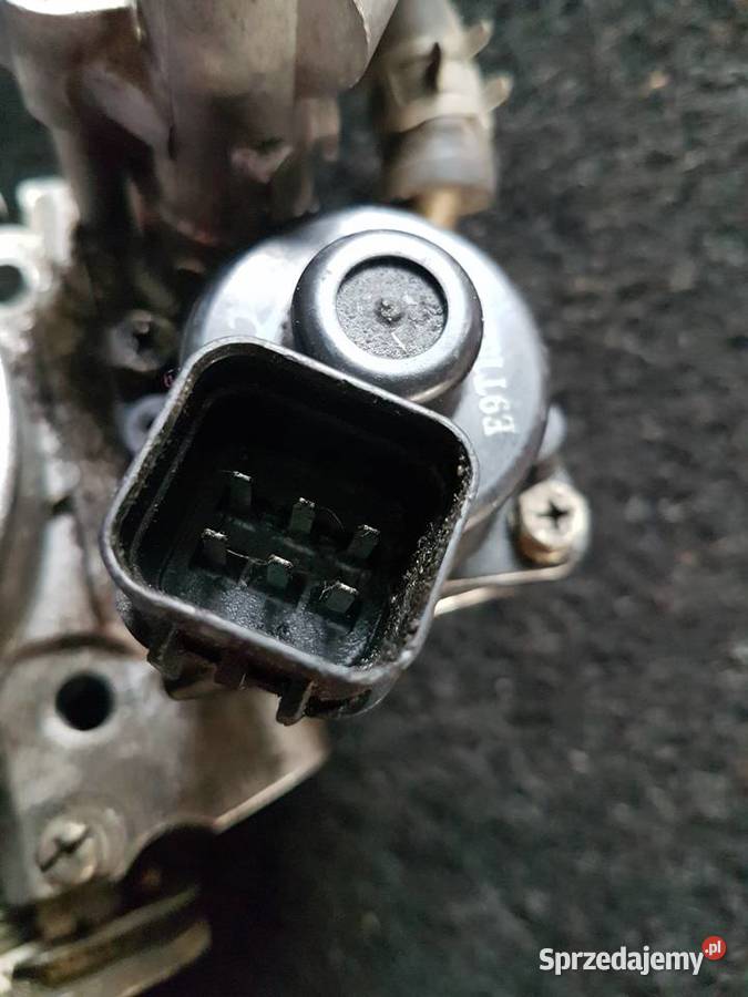 MITSUBISHI SIGMA 30 V6 PRZEPUSTNICA POWIETRZA