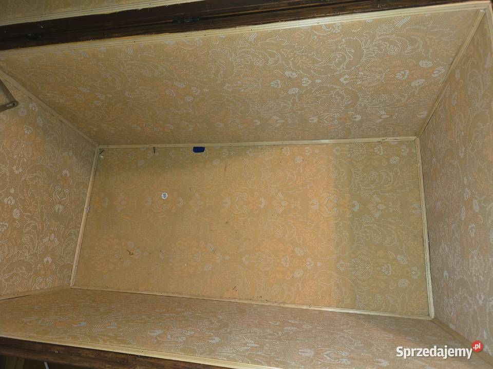 duży kufer drewniany skrzynia drewniana z Ryki