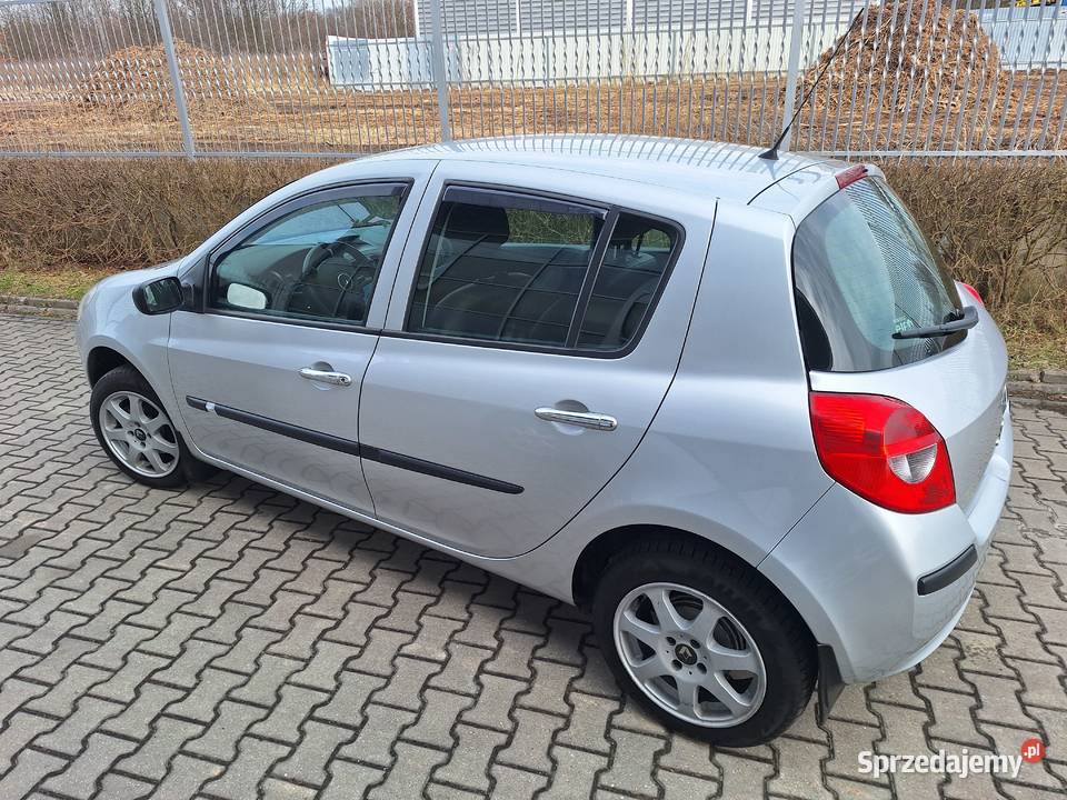 Renault Clio salon Polska maly udokumentowany