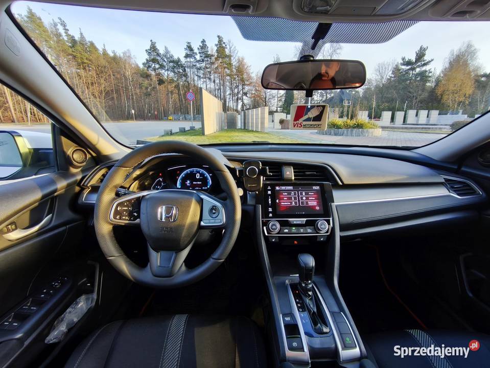 Honda Civic X 20i 158 automat Konopiska